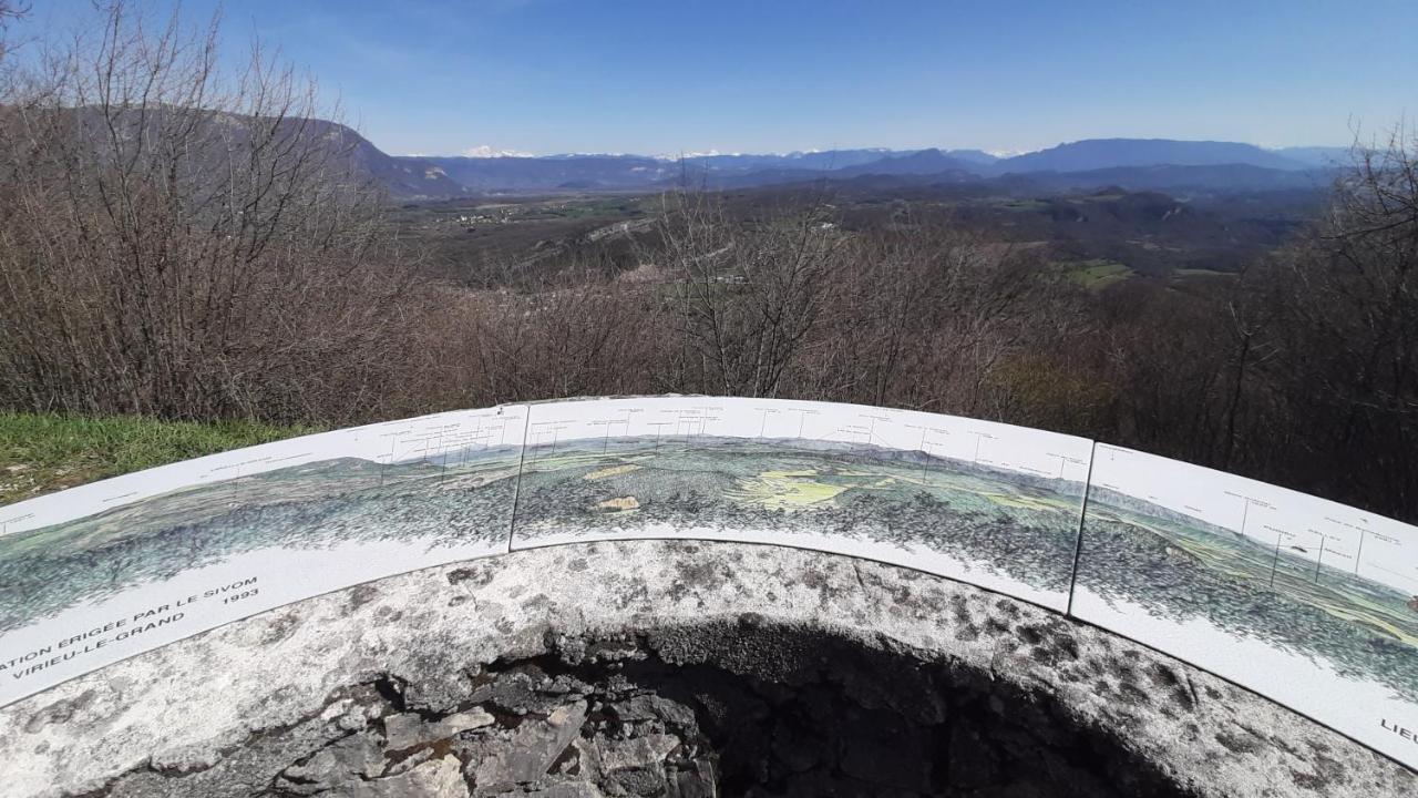 Petite Maison De Village Situee Entre Lacs, Cascades Et Montagnes Virieu-le-Grand Bagian luar foto